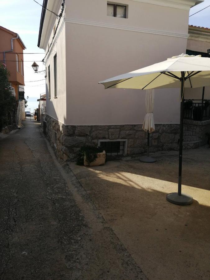 Apartmán Centar Njivice Exteriér fotografie