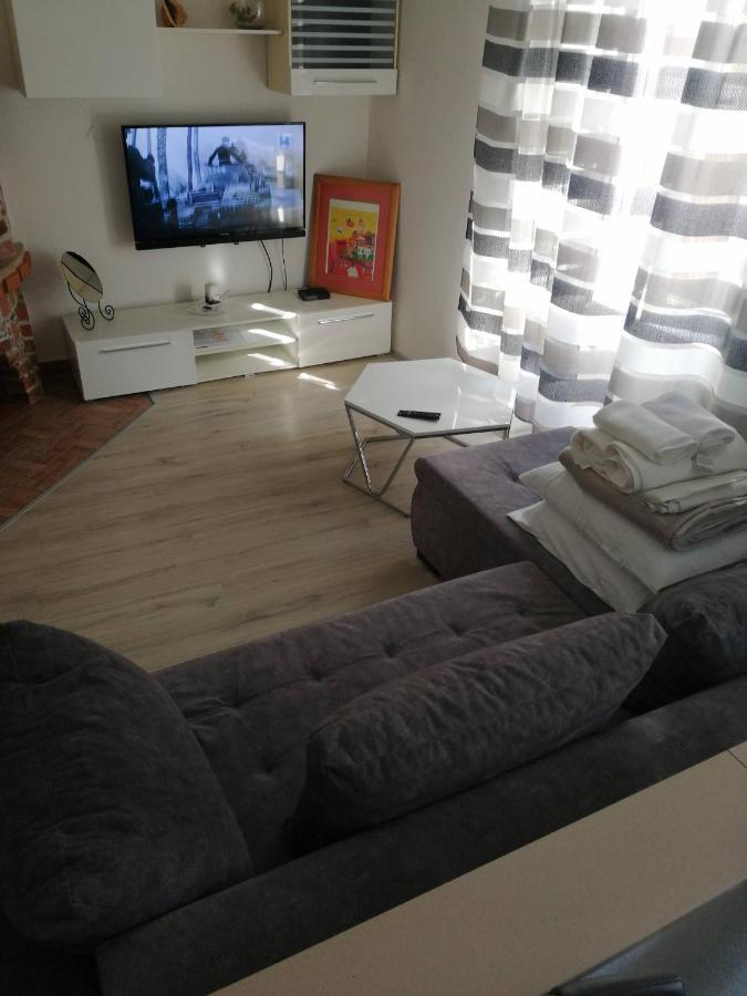 Apartmán Centar Njivice Exteriér fotografie